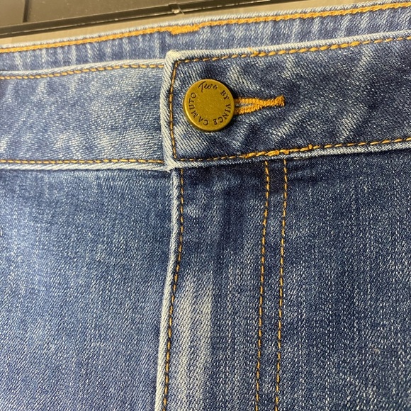 TWO by VINCE CAMUTO Jean Shorts Women 14 Denim 5-Pocket Stretch - Picture 2 of 4